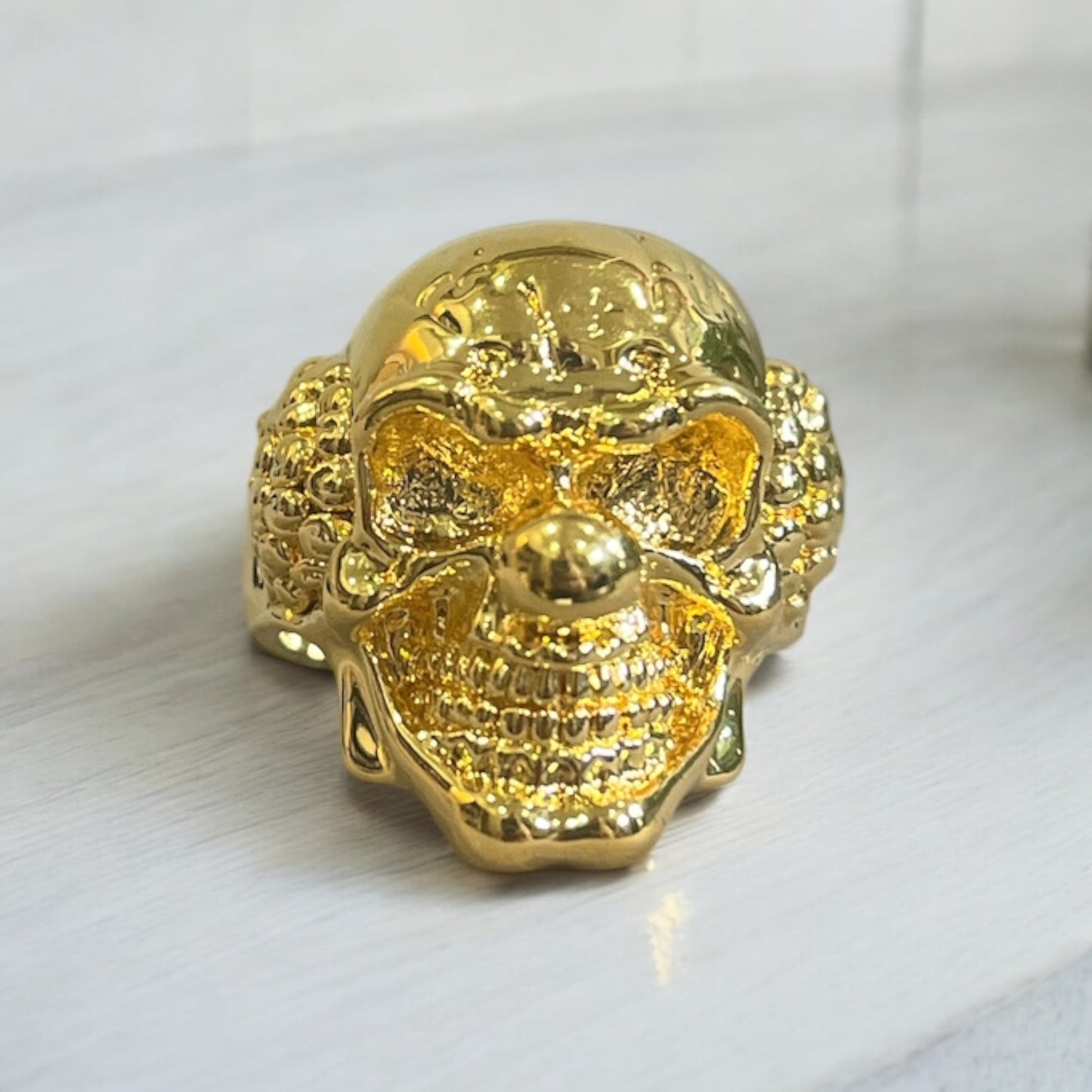 Golden Circus Ring