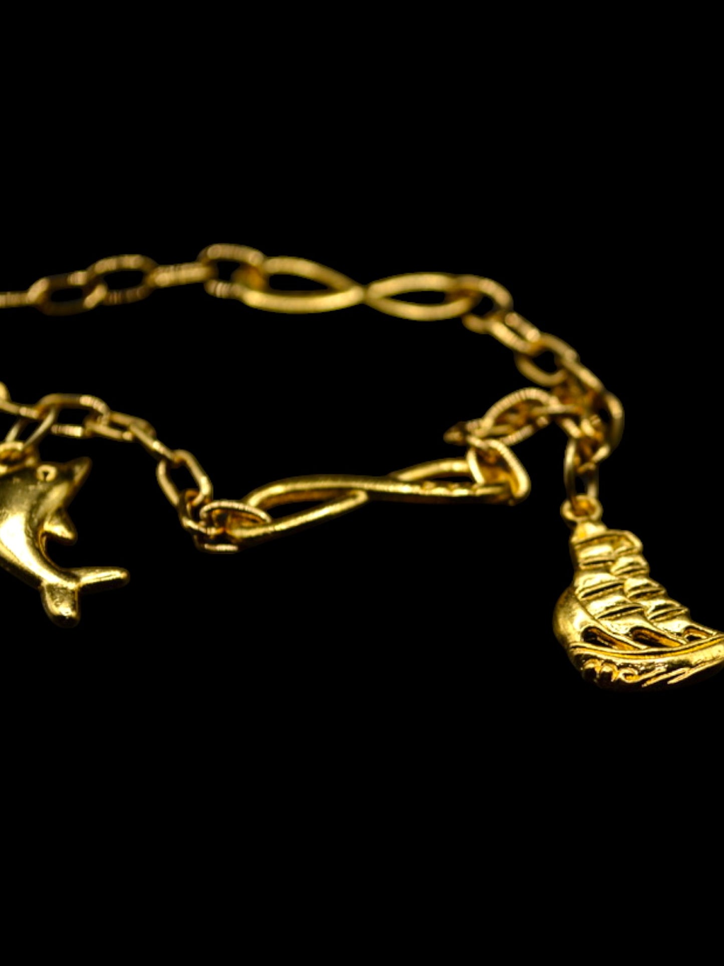 Infinity Rope : Gold Bracelet