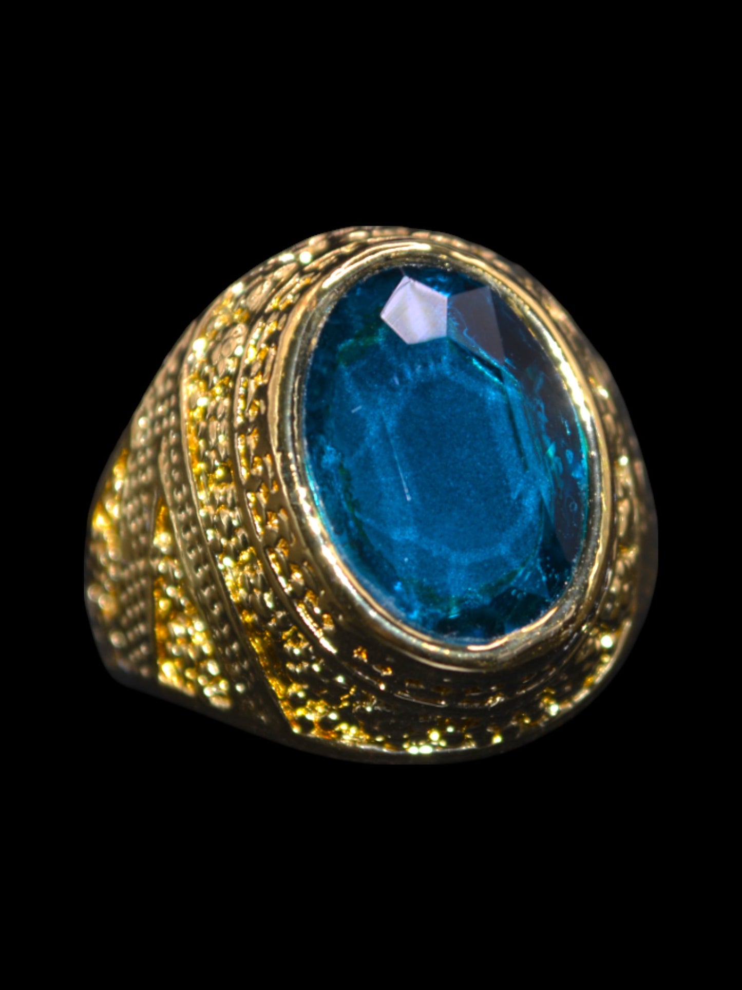 Soul Storm Blue : Sapphire Ring