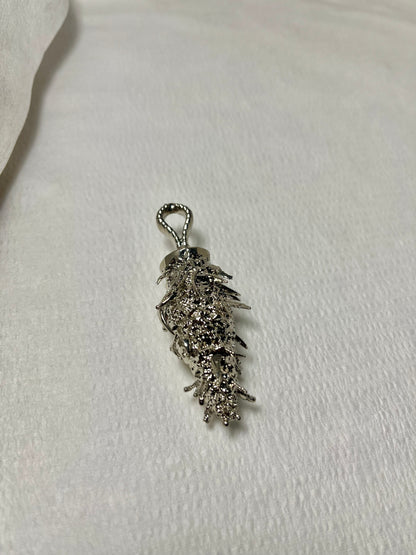 Small Amnesia America Pendant