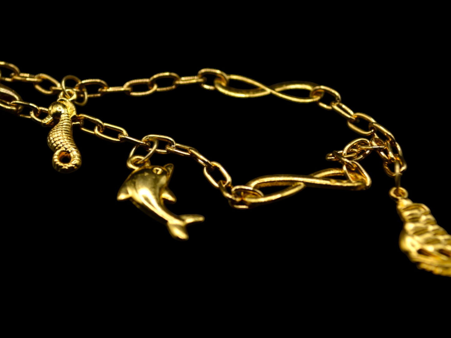 Infinity Rope : Gold Bracelet